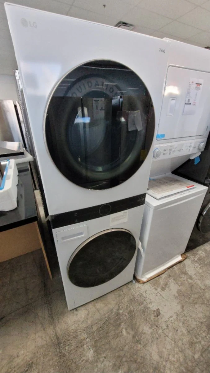 WKE100HWA - LAUNDRY CENTERS - LG - Stacked Washer/Dryer - Electric - White - Open Box - Image 2