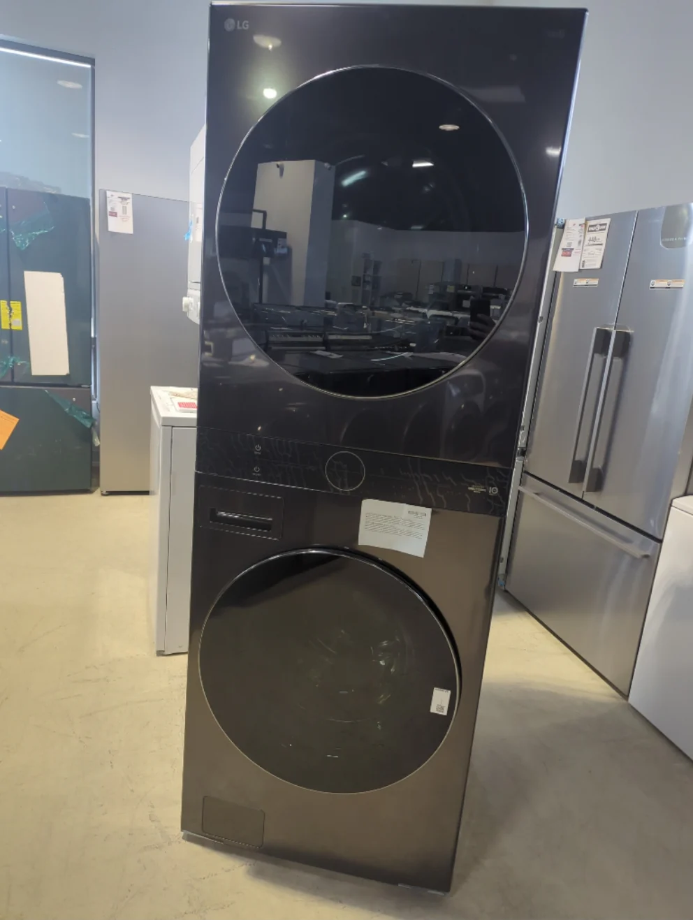 WKEX200HBA - LAUNDRY CENTERS - LG - Stacked Washer/Dryer - Electric - Black Stainless Steel - Open Box - Image 2