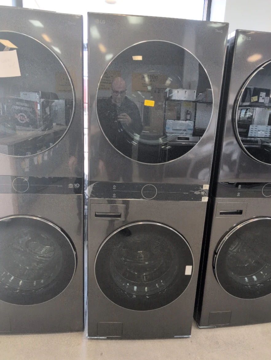 WKEX200HBA - LAUNDRY CENTERS - LG - Stacked Washer/Dryer - Electric - Black Stainless Steel - Open Box - Image 2