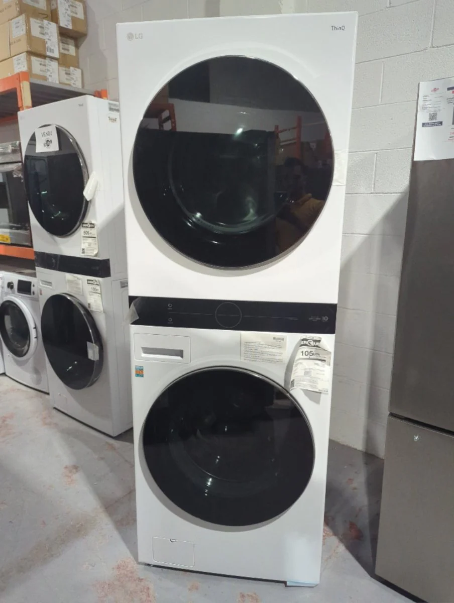 WKEX200HWA - LAUNDRY CENTERS - LG - Stacked Washer/Dryer - Electric - White - Open Box - Image 2