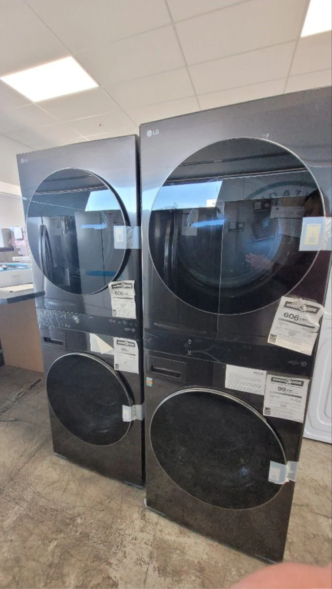 WKEX300HBA - LAUNDRY CENTERS - LG - Stacked Washer/Dryer - Electric - Black Stainless Steel - Open Box - Image 2