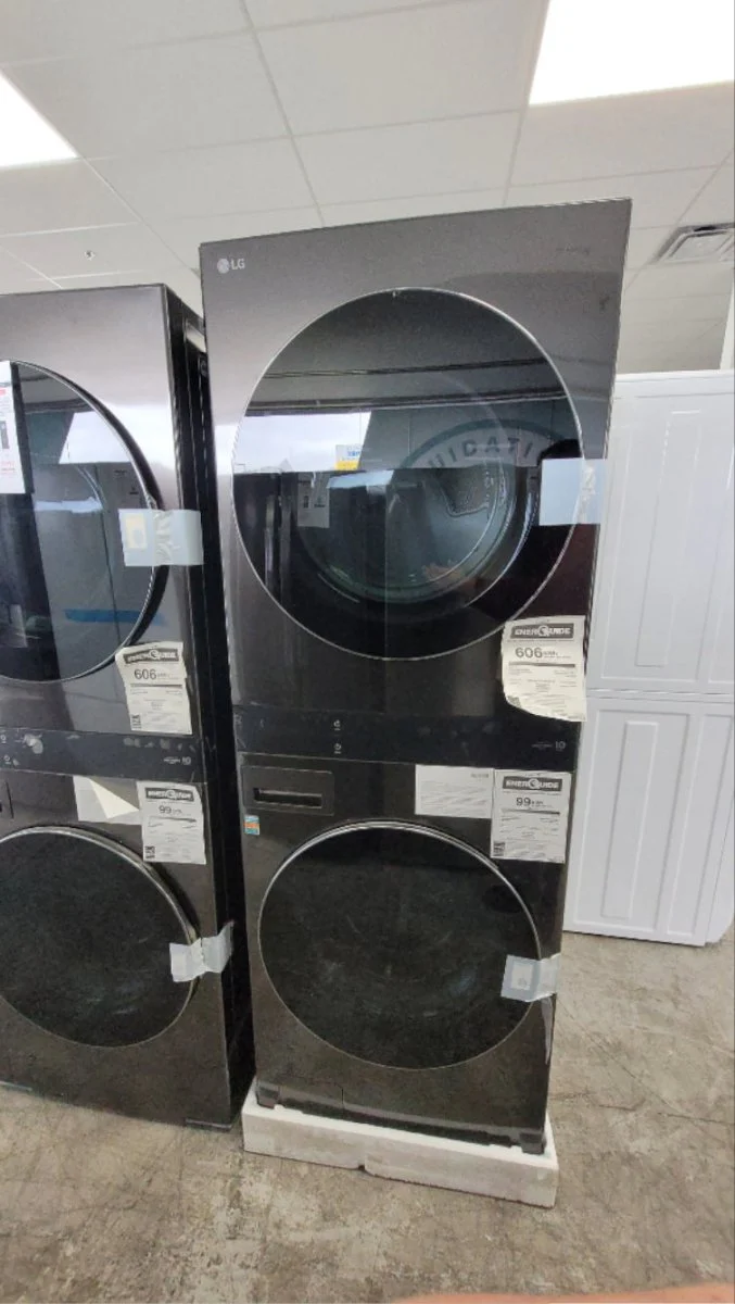 WKEX300HBA - LAUNDRY CENTERS - LG - Stacked Washer/Dryer - Electric - Black Stainless Steel - Open Box - Image 2