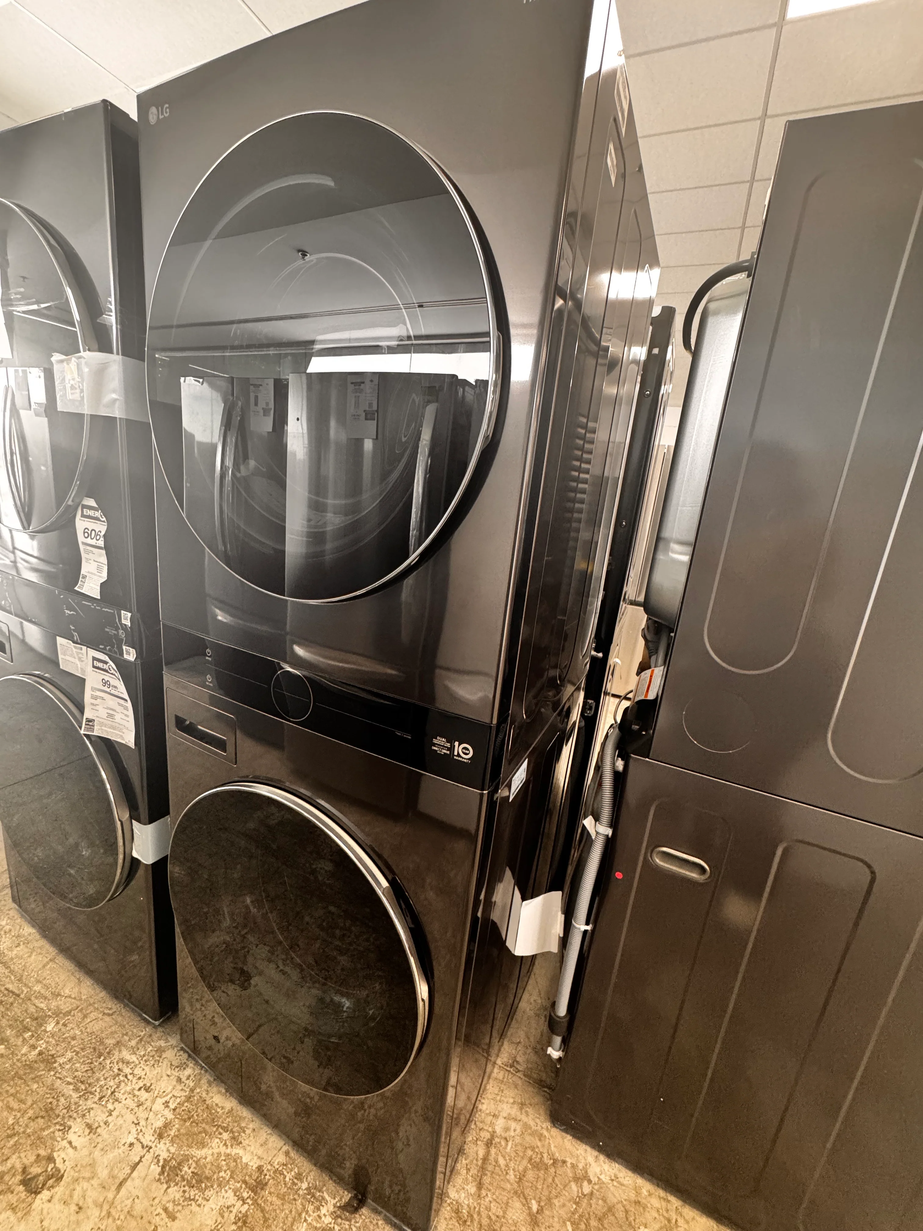 WKHC252HBA - LAUNDRY CENTERS - LG - Stacked Washer/Dryer - Electric - Black Stainless Steel - Open Box - Image 2