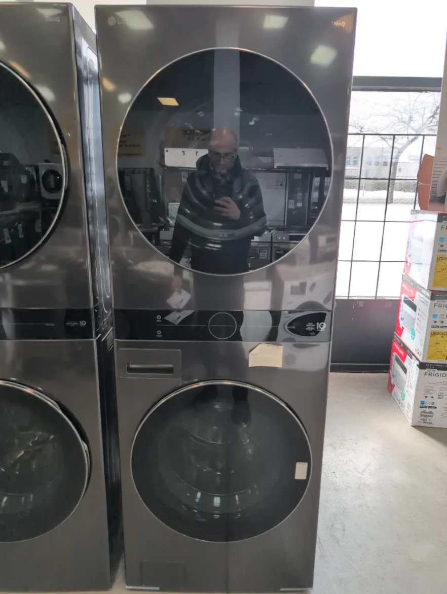 WKHC252HBA - LAUNDRY CENTERS - LG - Stacked Washer/Dryer - Electric - Black Stainless Steel - Open Box - Image 2
