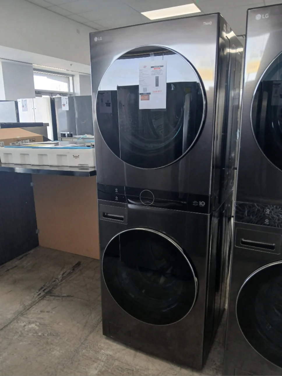 WKHC252HBA - LAUNDRY CENTERS - LG - Stacked Washer/Dryer - Electric - Black Stainless Steel - Open Box - Image 2