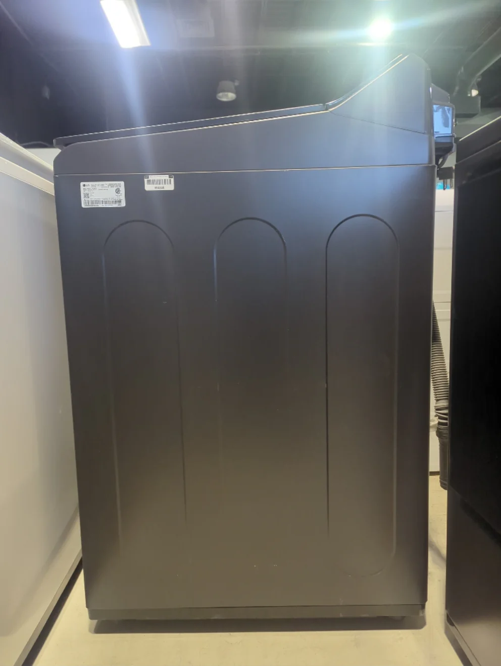 WT8600CB - WASHERS - LG - Top Loading - Black - Open Box - Image 4